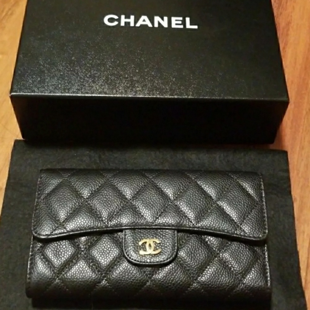 ❌SOLD❌ Chanel Classic Flap Caviar Wallet